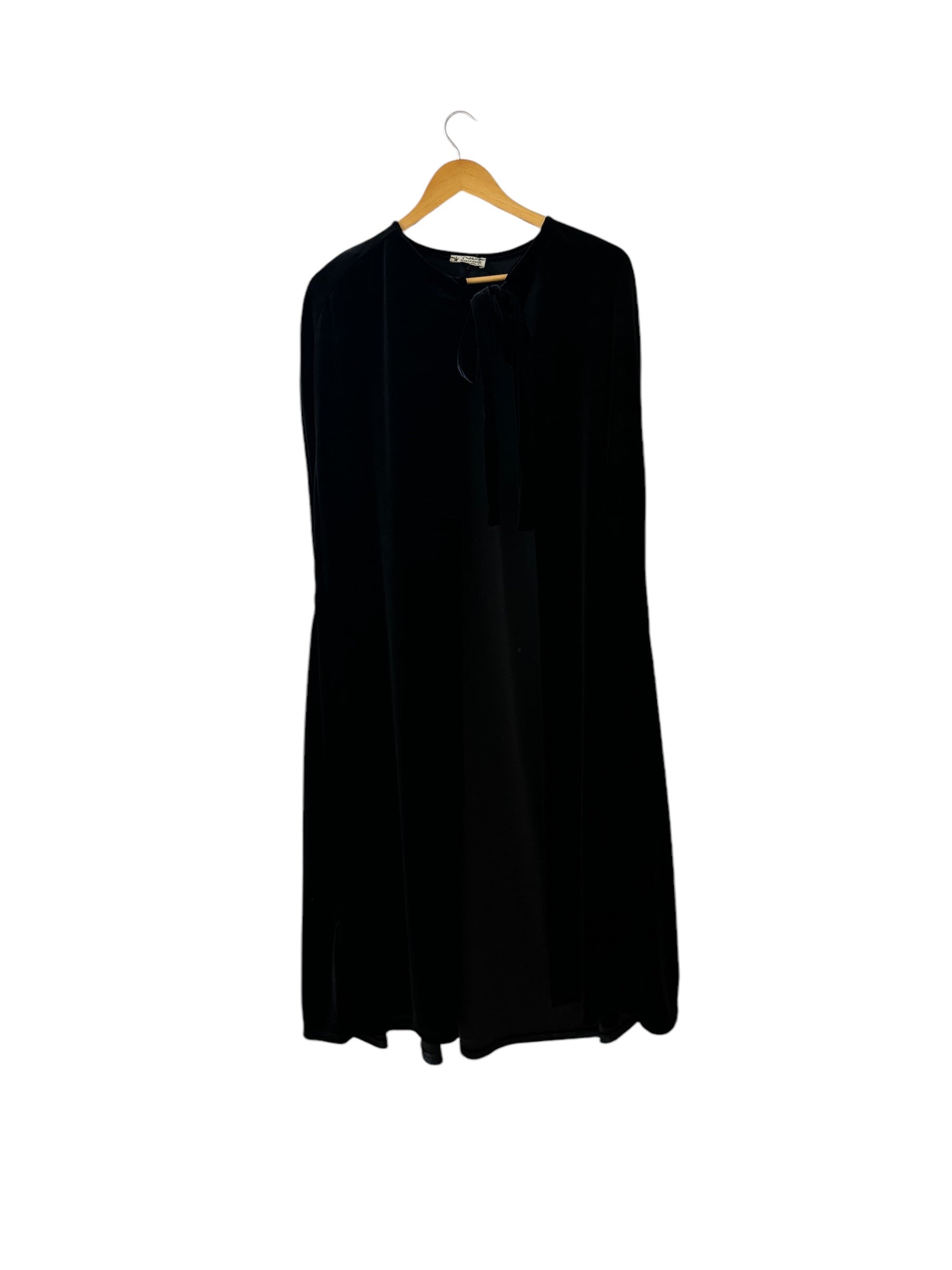 Capa de terciopelo Larga Negra