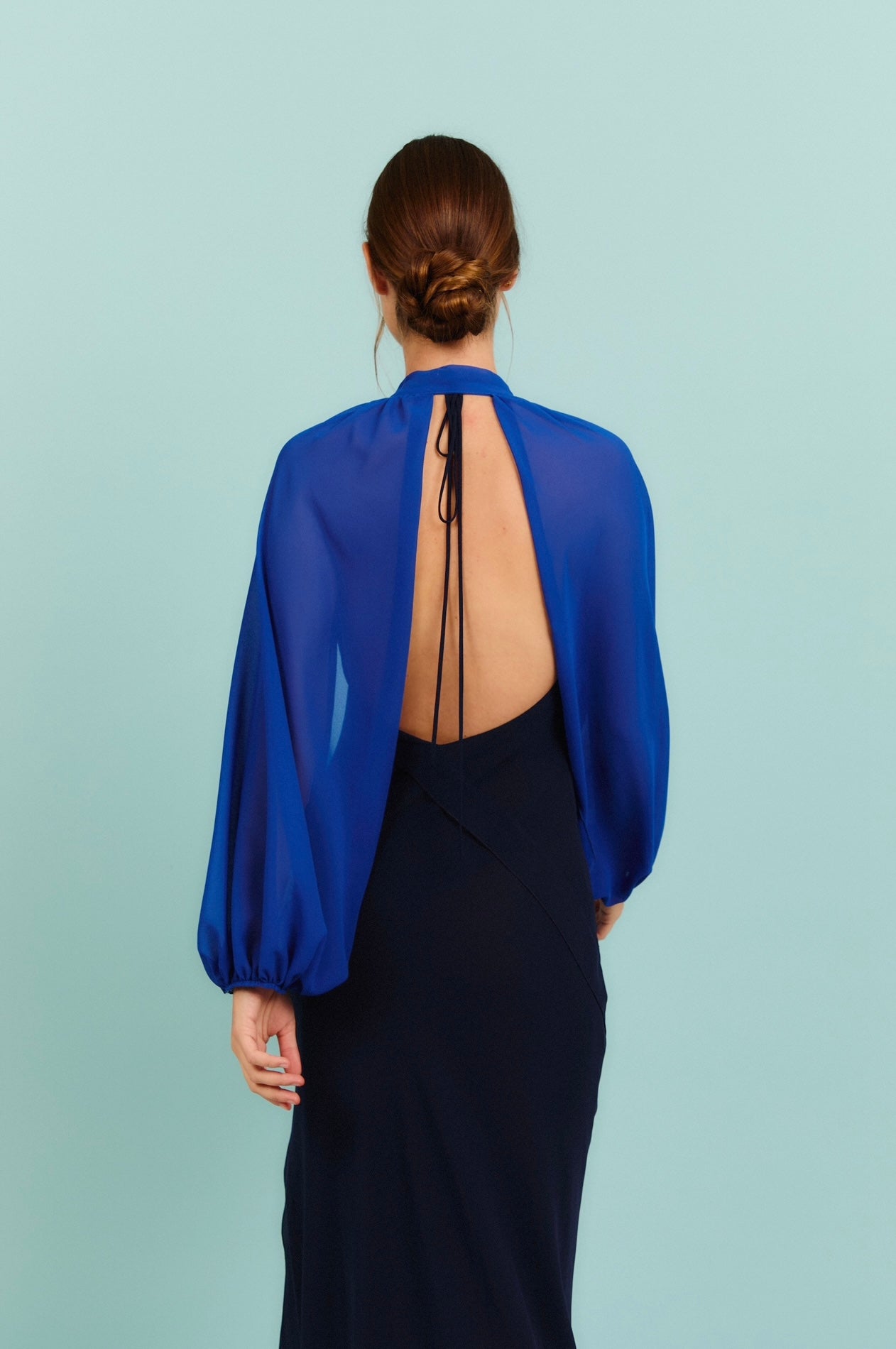 Mangas de crepe Azul Klein