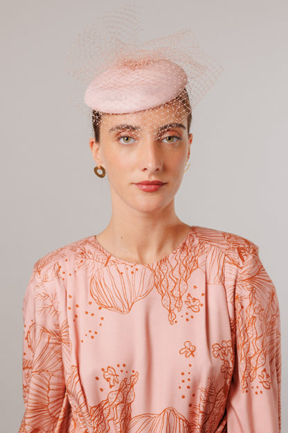 Meghan pink headdress