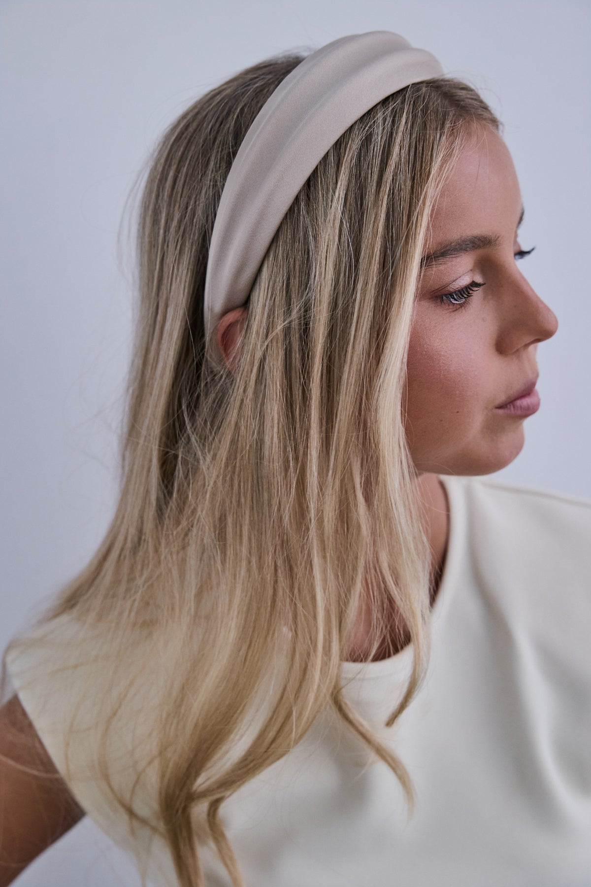 Diadema Ayllón gris
