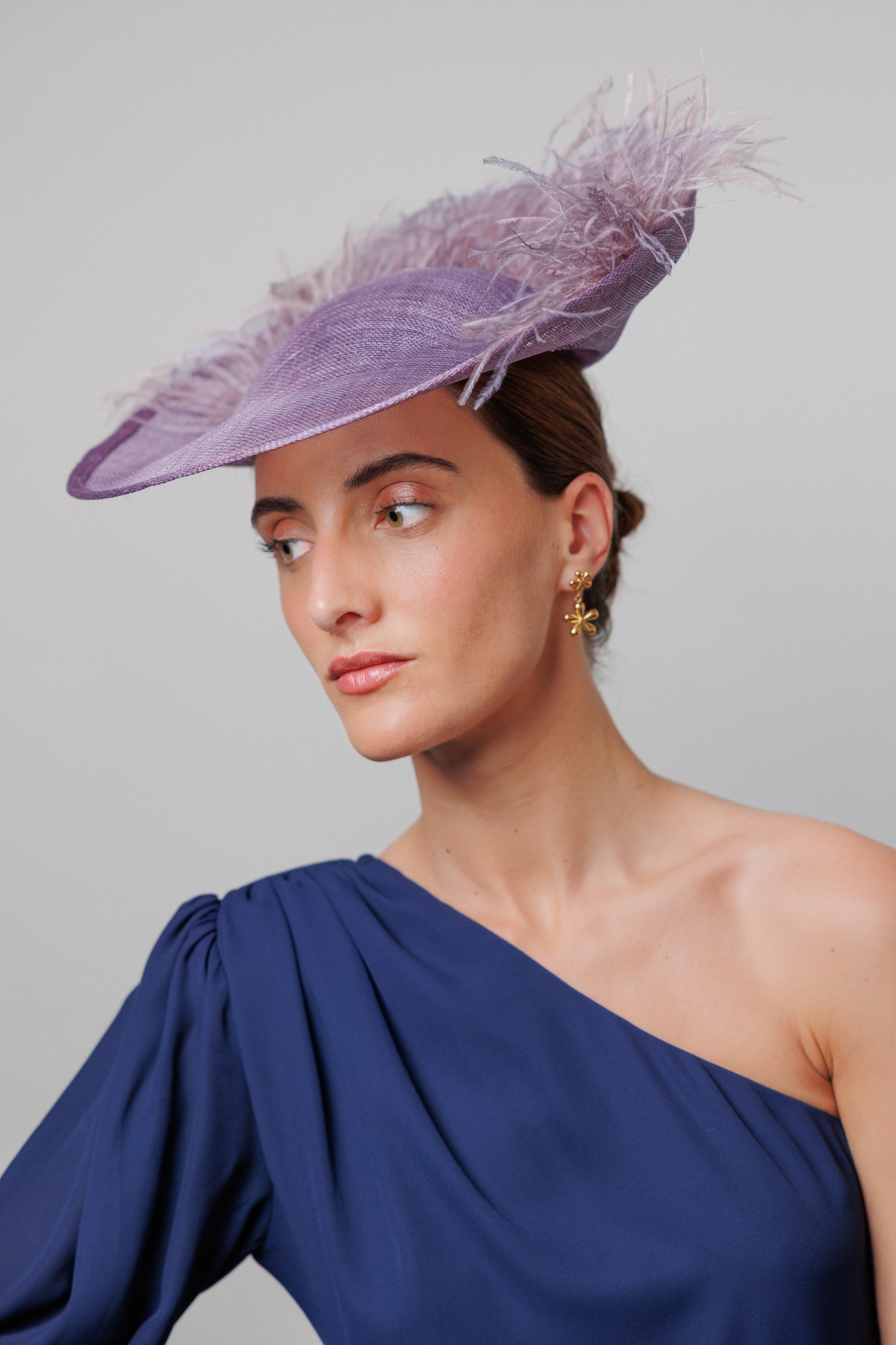 Tocado Amadea morada