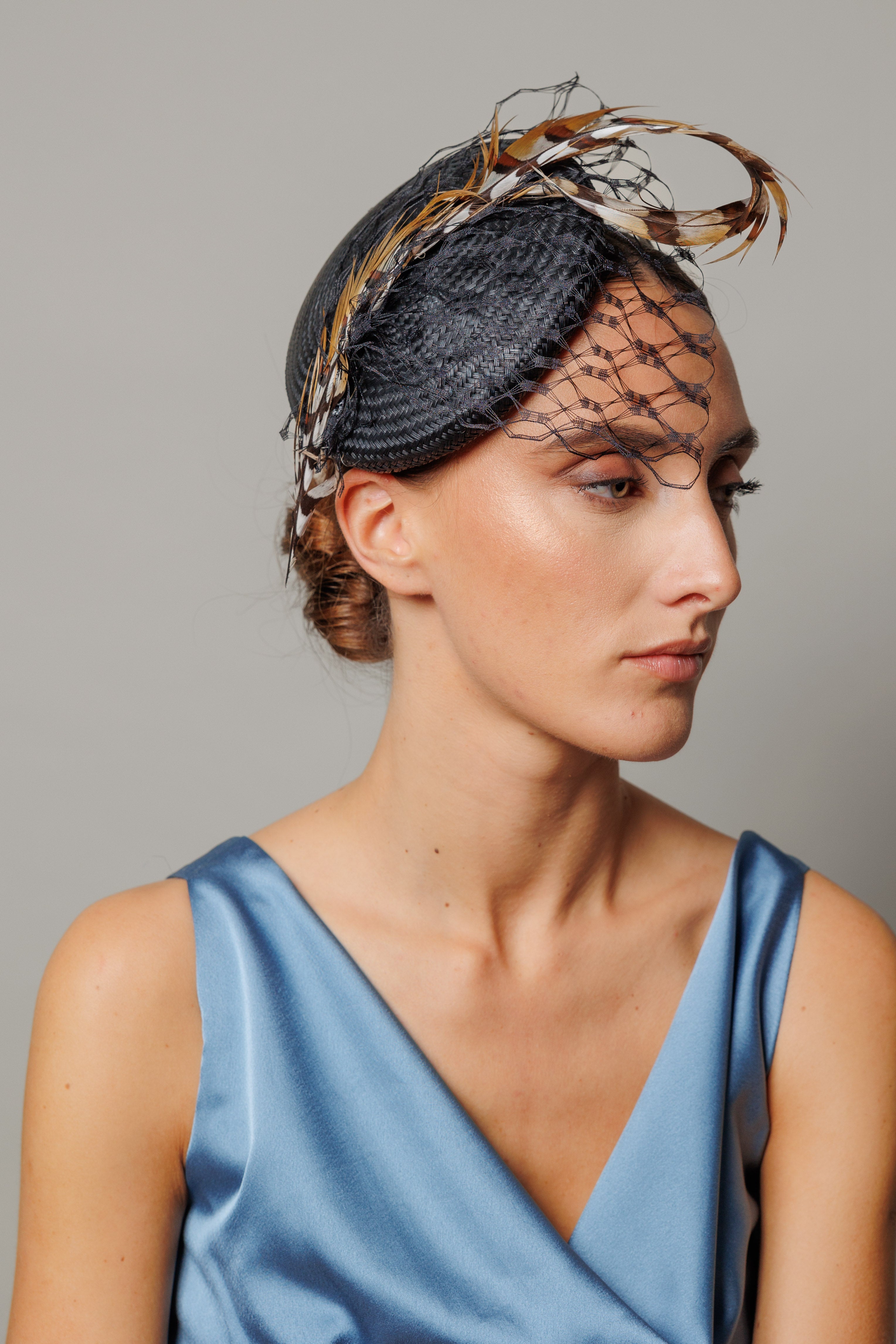 Tocado Daniela negro y marrón