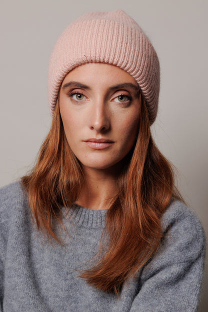 Nude knitted hat