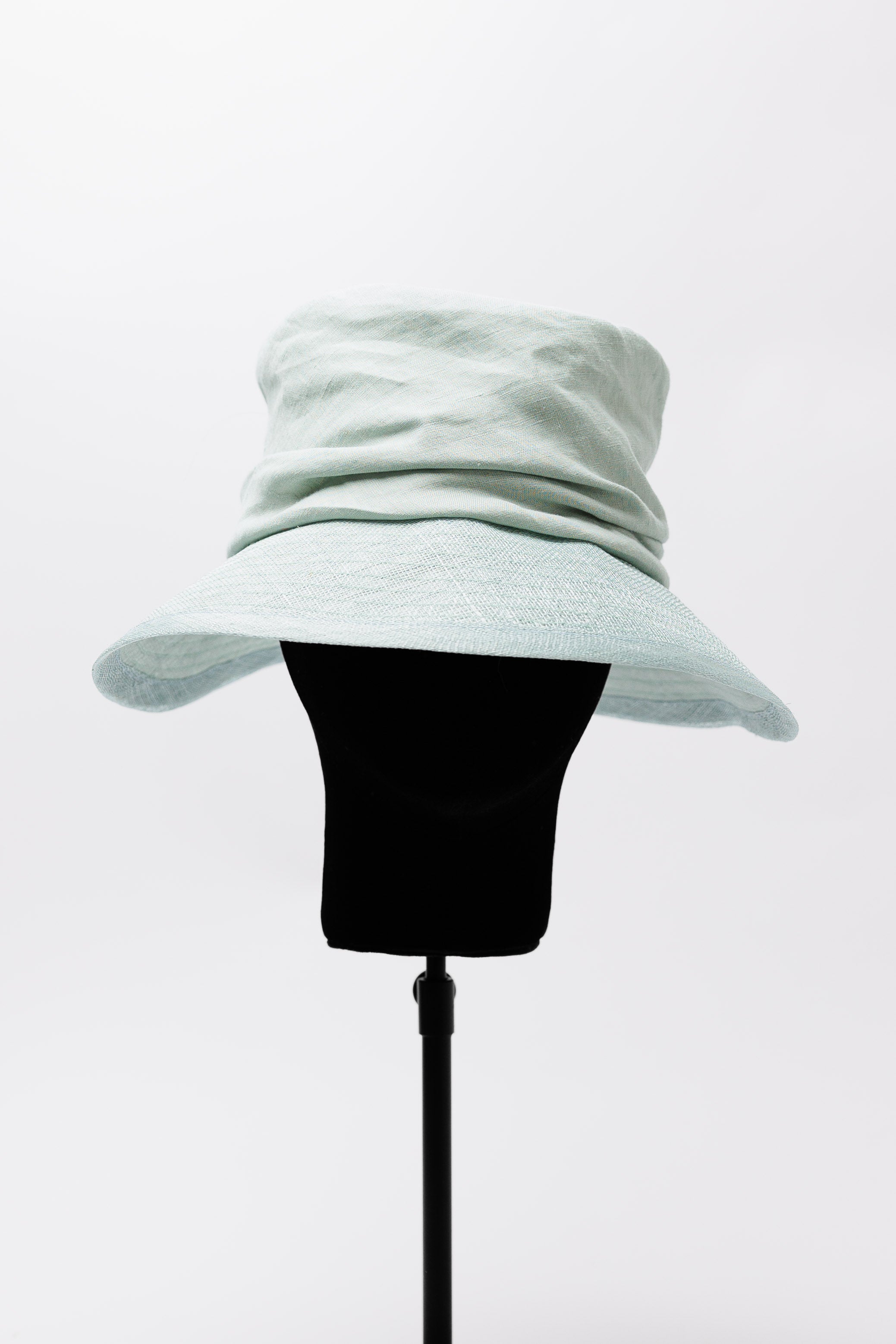 Chapéu azul Geraldine