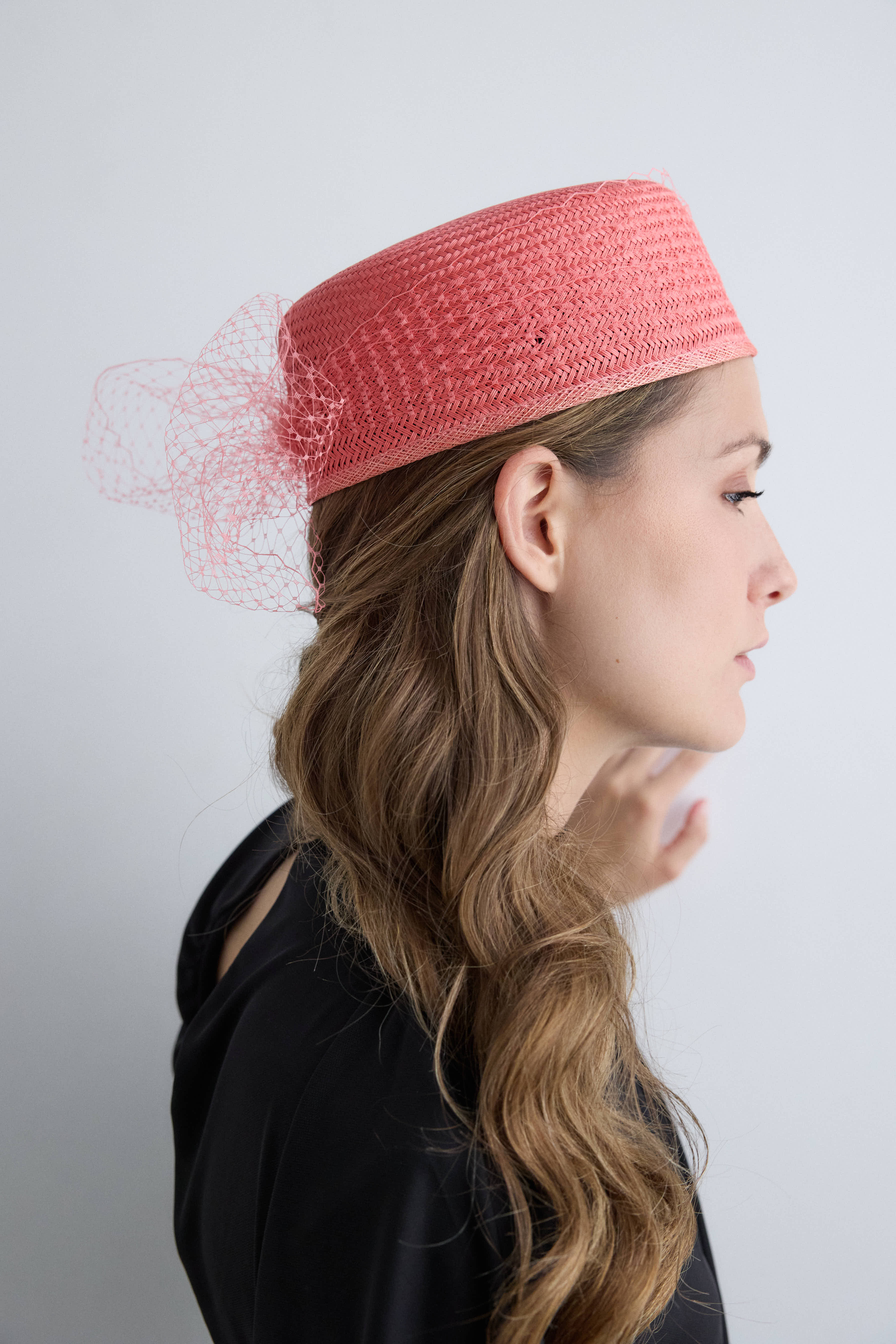 Casquete Amelia coral
