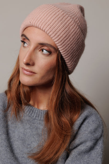 Nude knitted hat