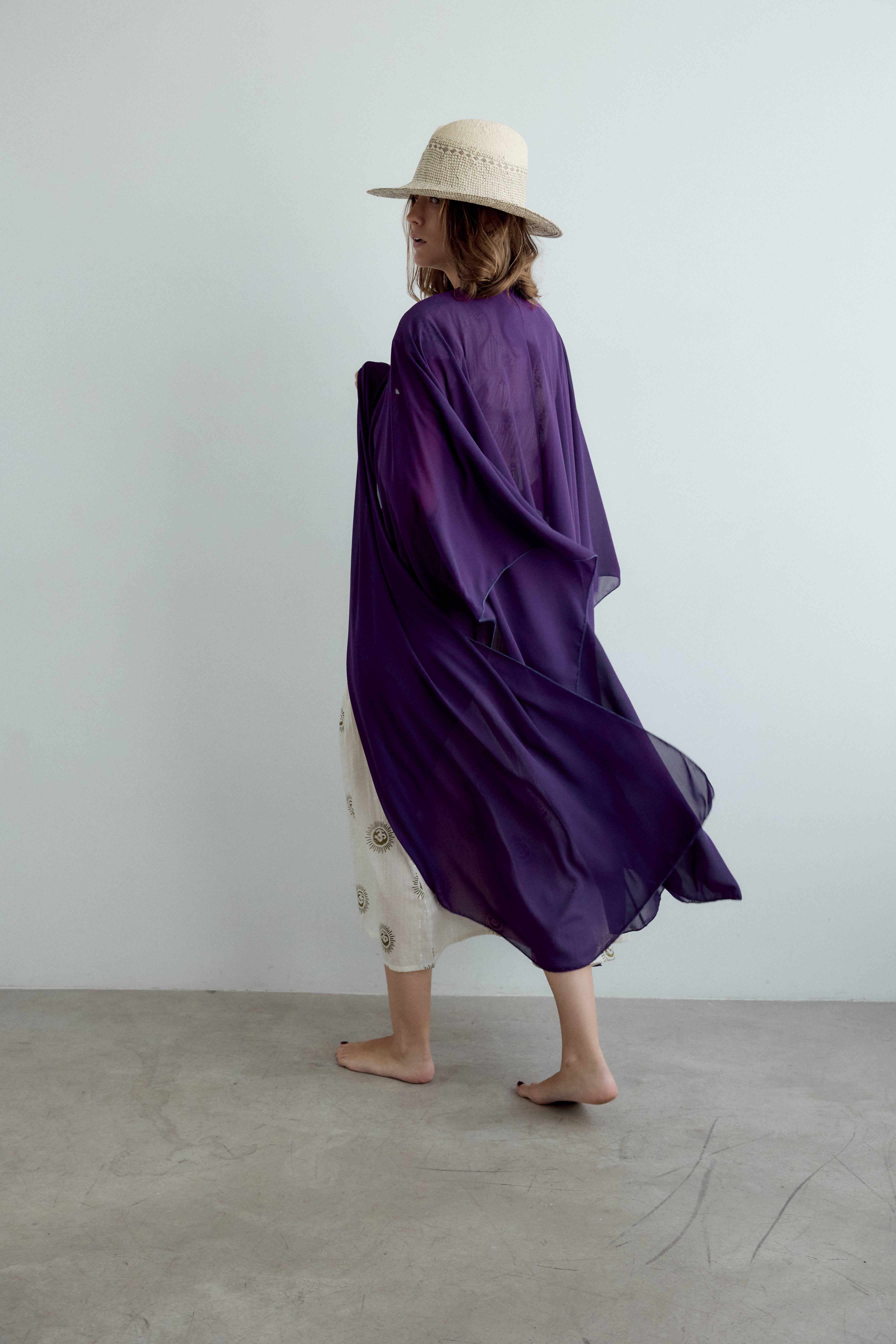 Capa de crepe larga morado