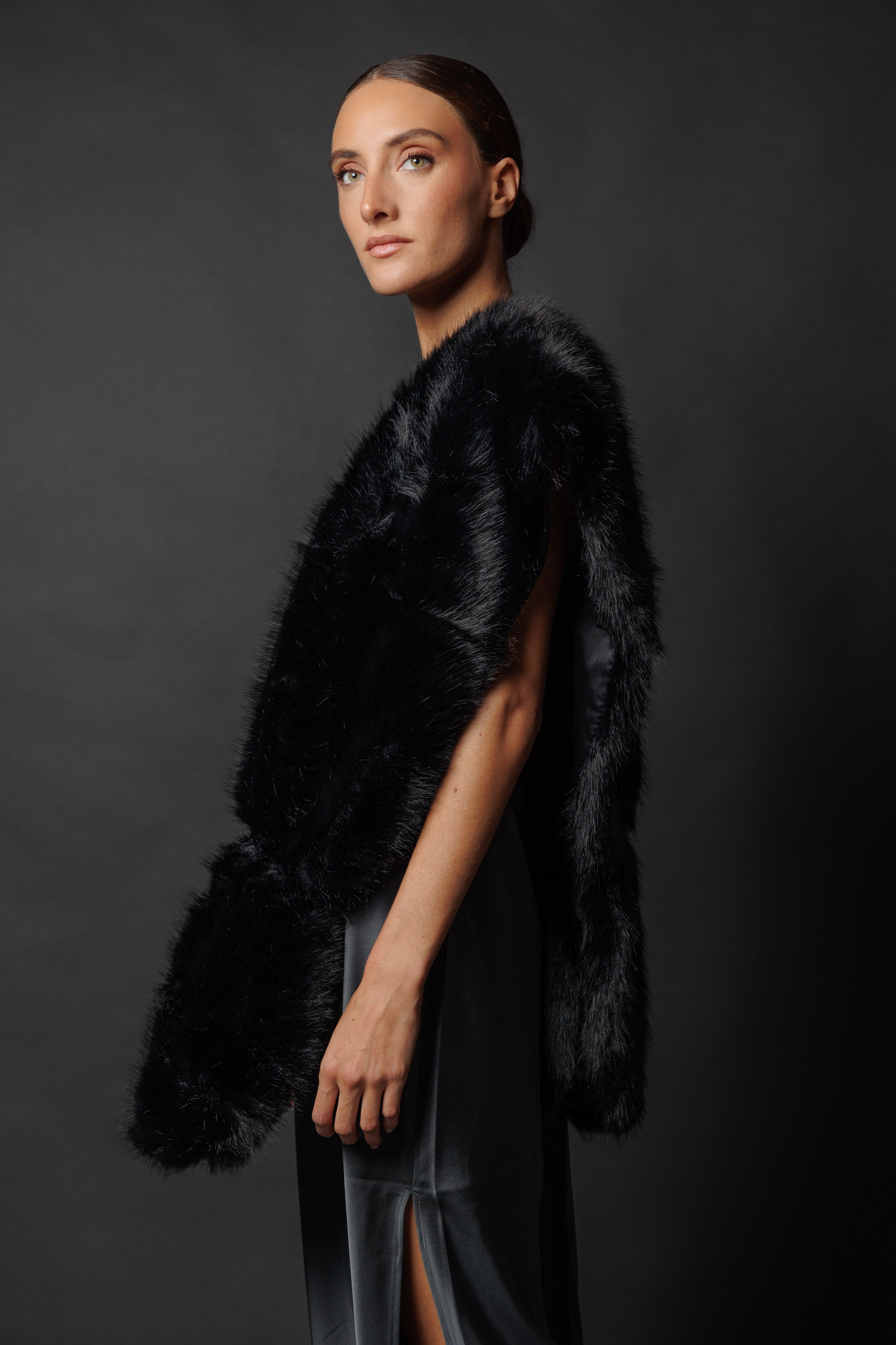 Estola de pelo Negra