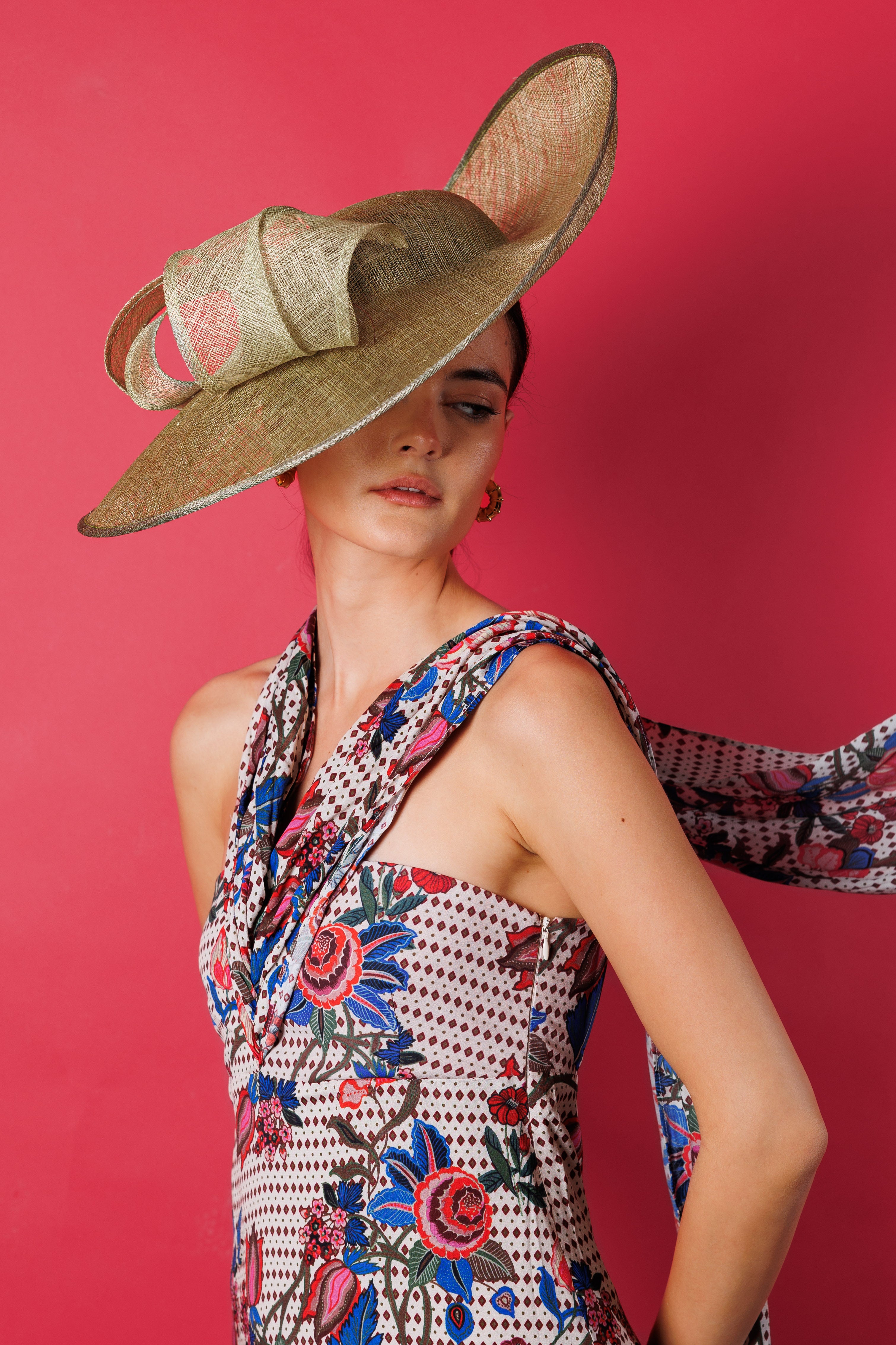 Pamela Chloe lima con tirabuzón