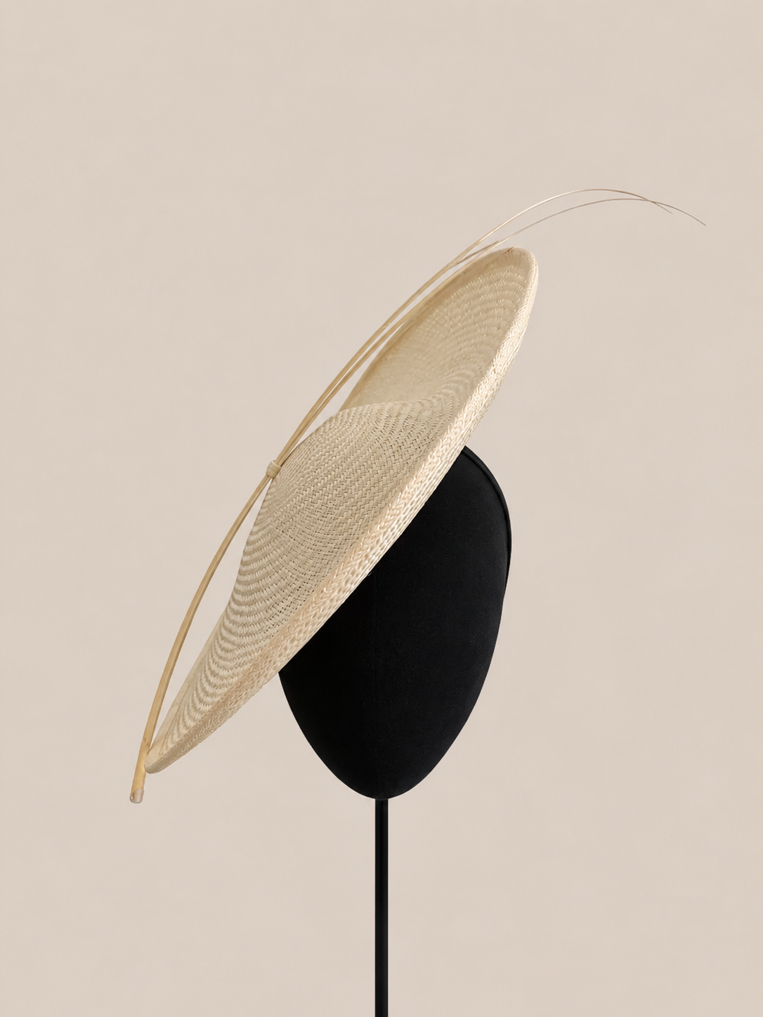 Tocado Renata beige