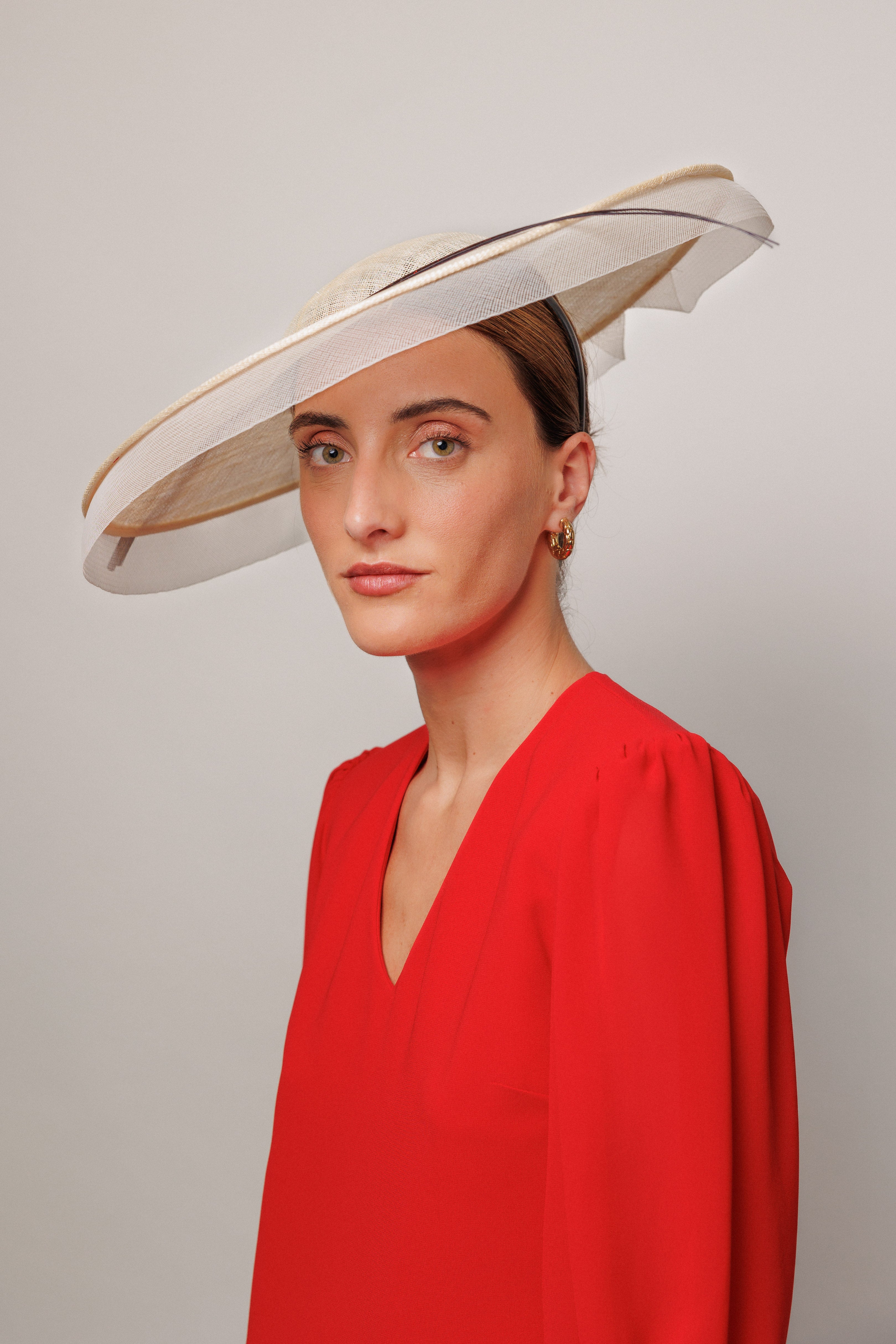 Pamela Sonsoles beige con raquis