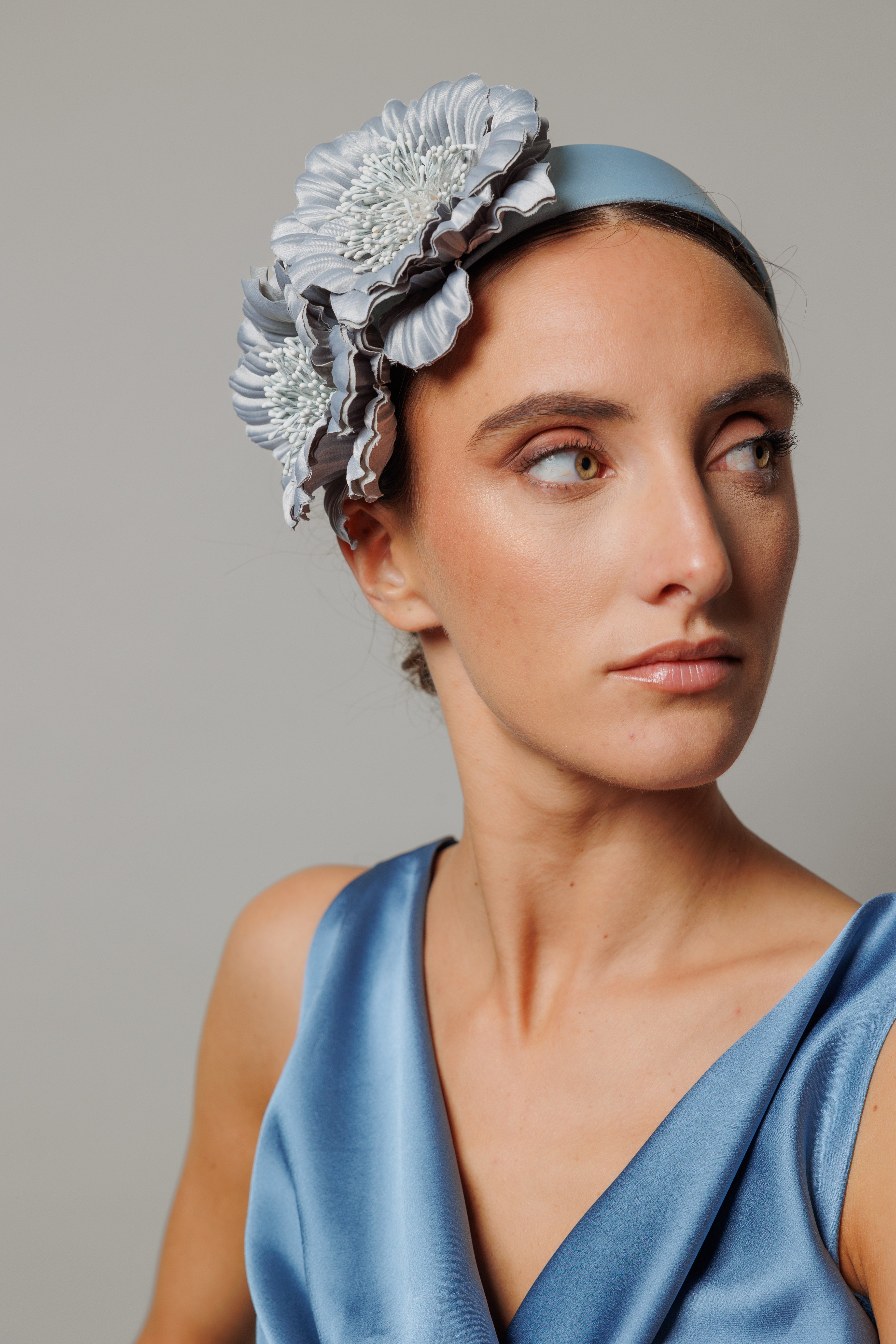 Diadema Chantal gris