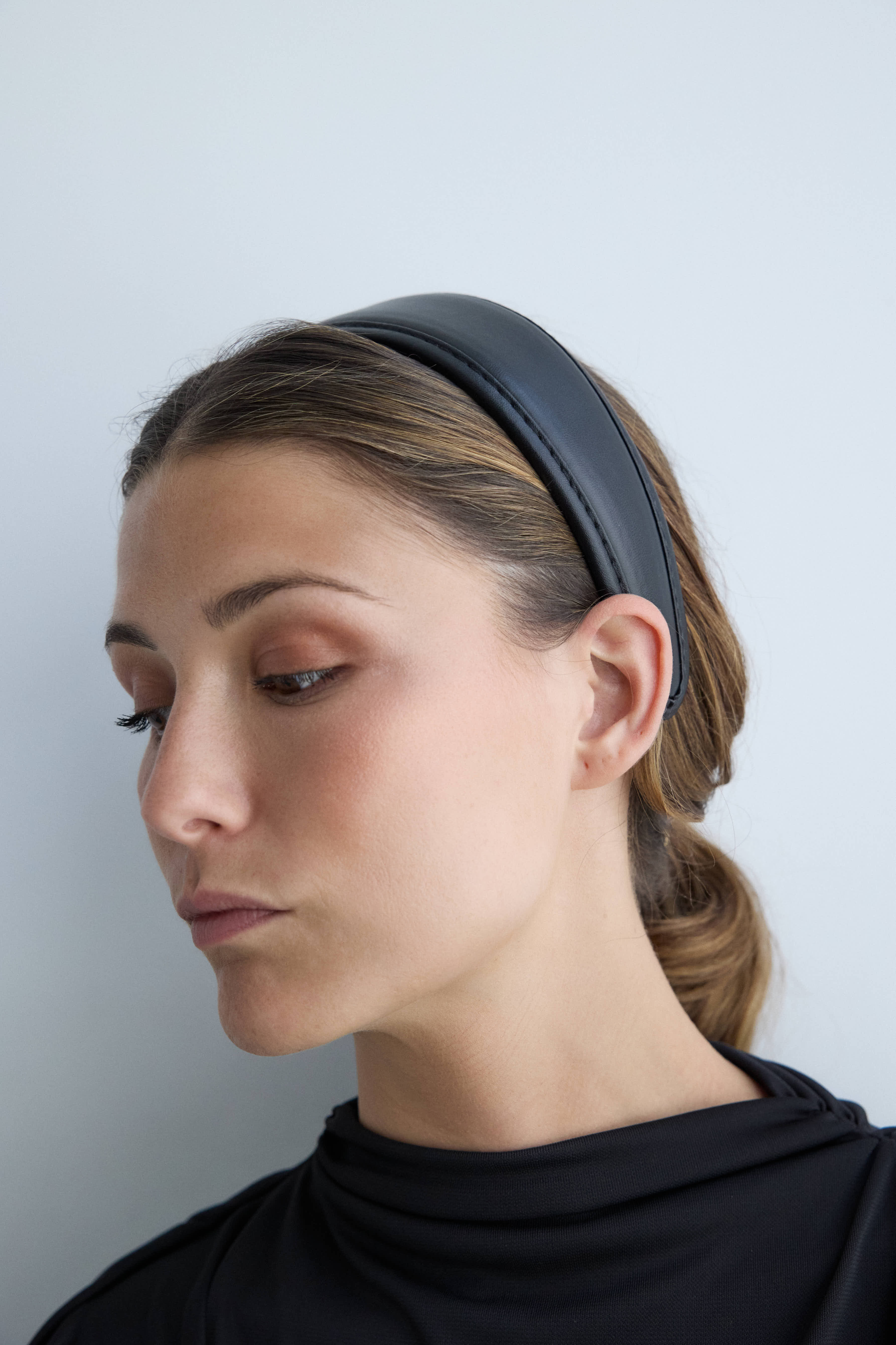 Diadema Plain negra