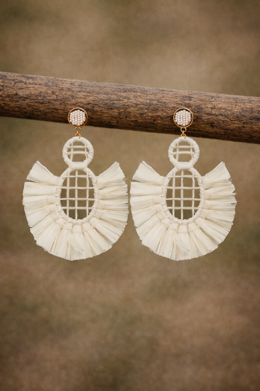 Pendientes Panamá blancos