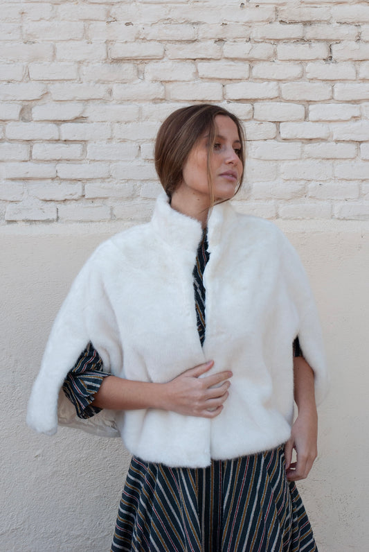 Chaqueta de pelo blanca