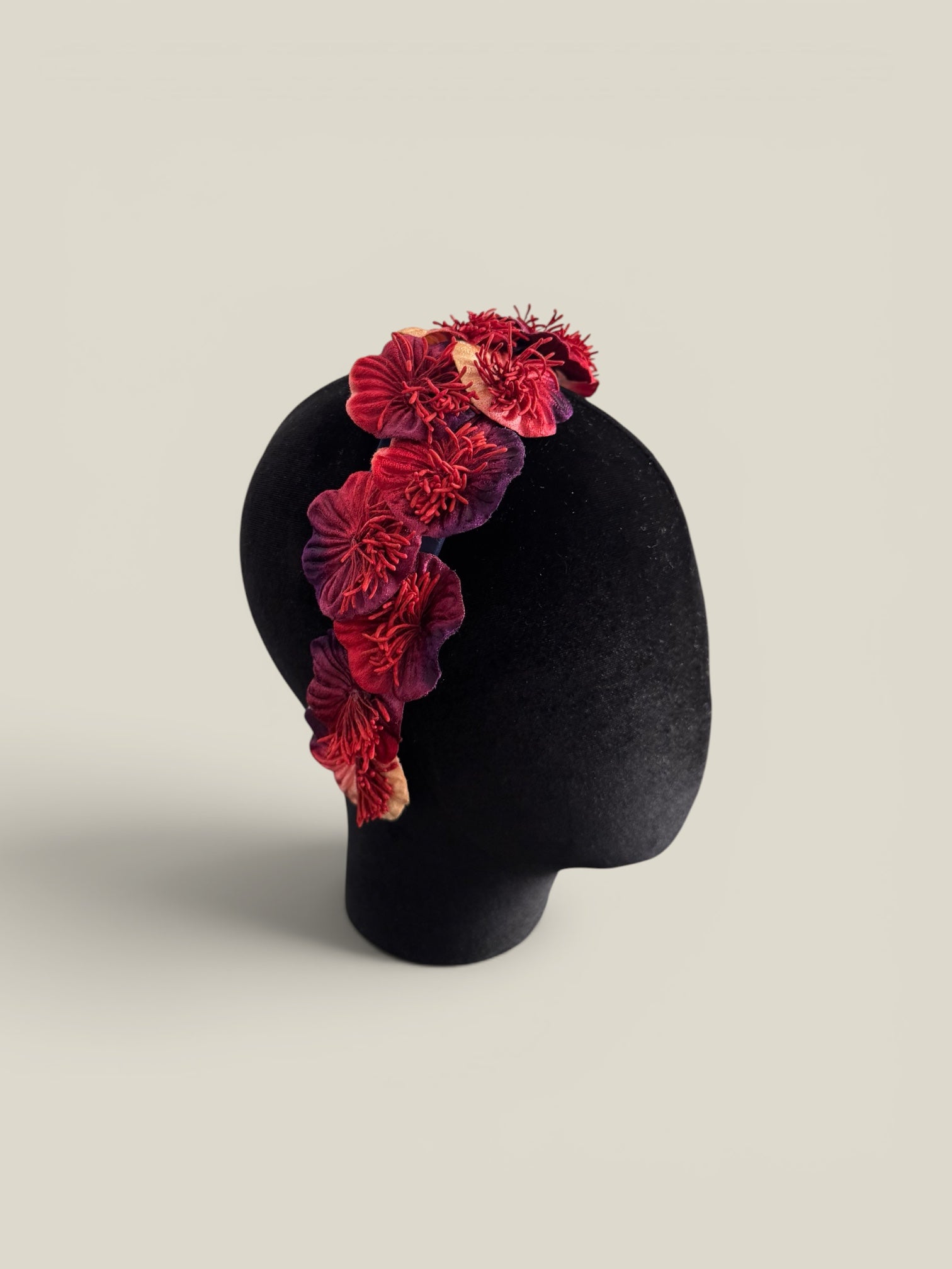 Diadema Dalia roja y morada