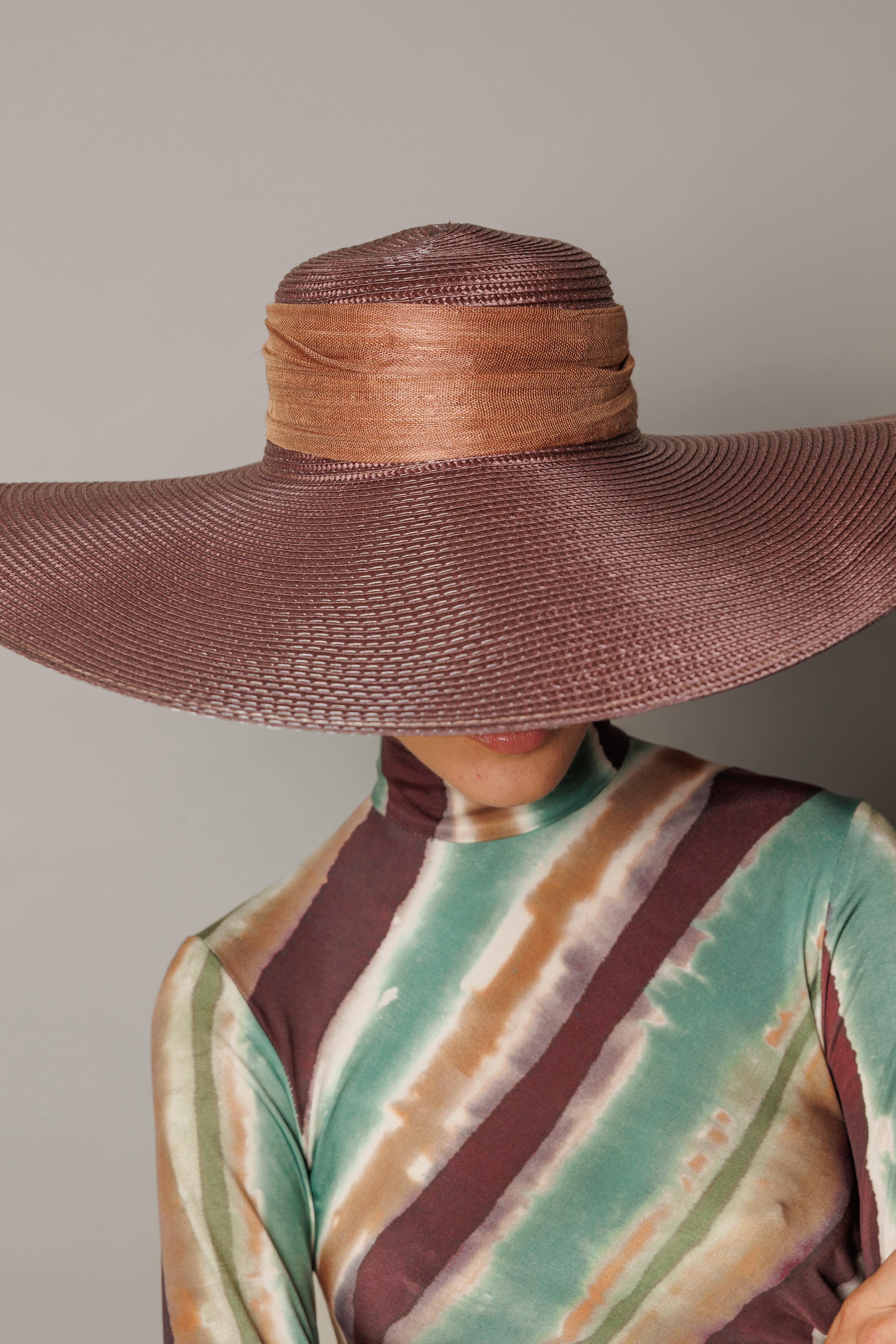 Pamela Mariona Chocolate with rachis