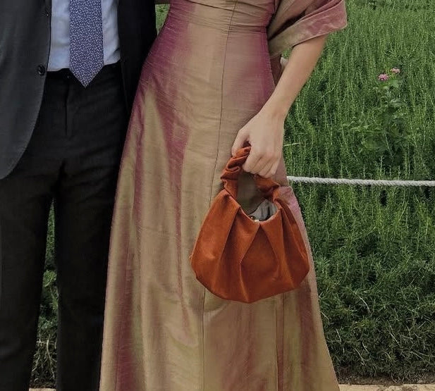 Bolso Plié caldero de terciopelo