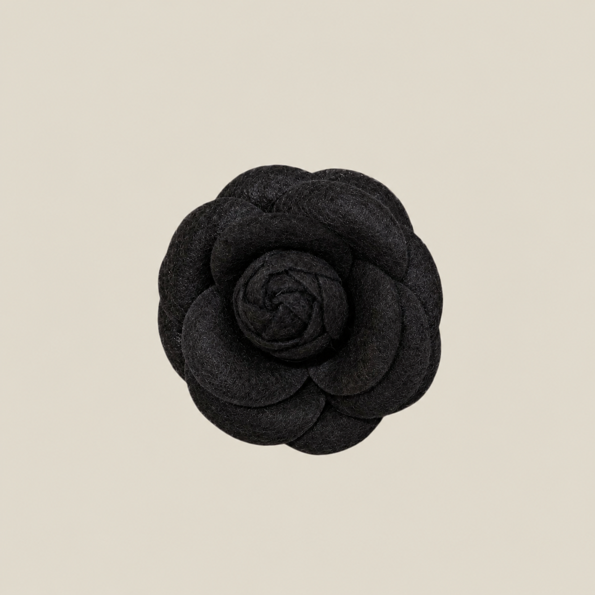 Broche Camelia negro
