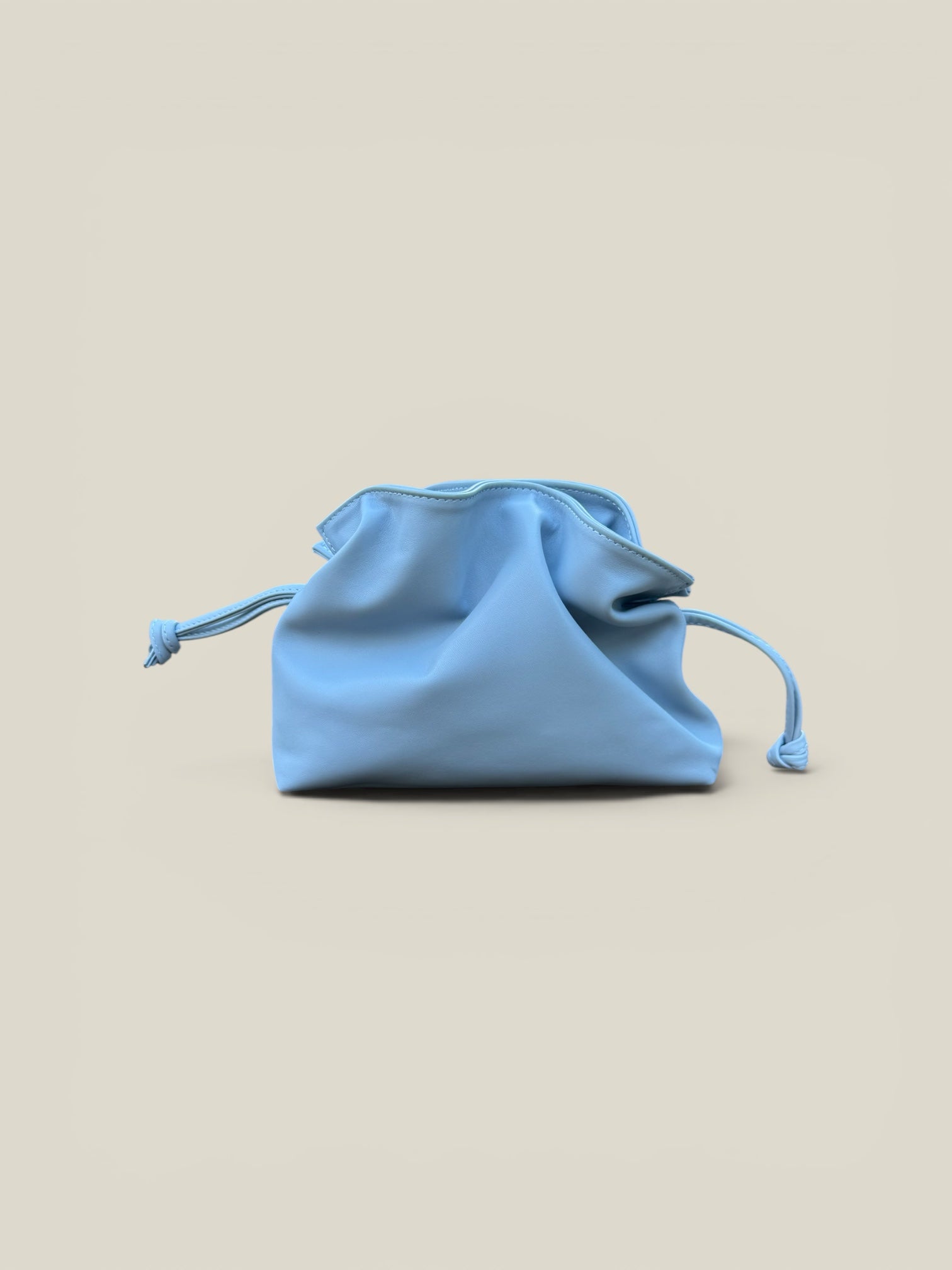 Bolso Love azul bebé
