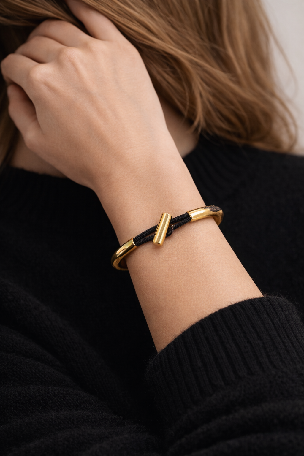 Brazalete Nudo dorado