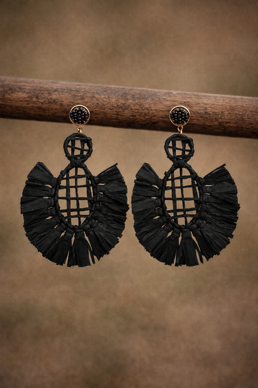 Pendientes Panamá negros