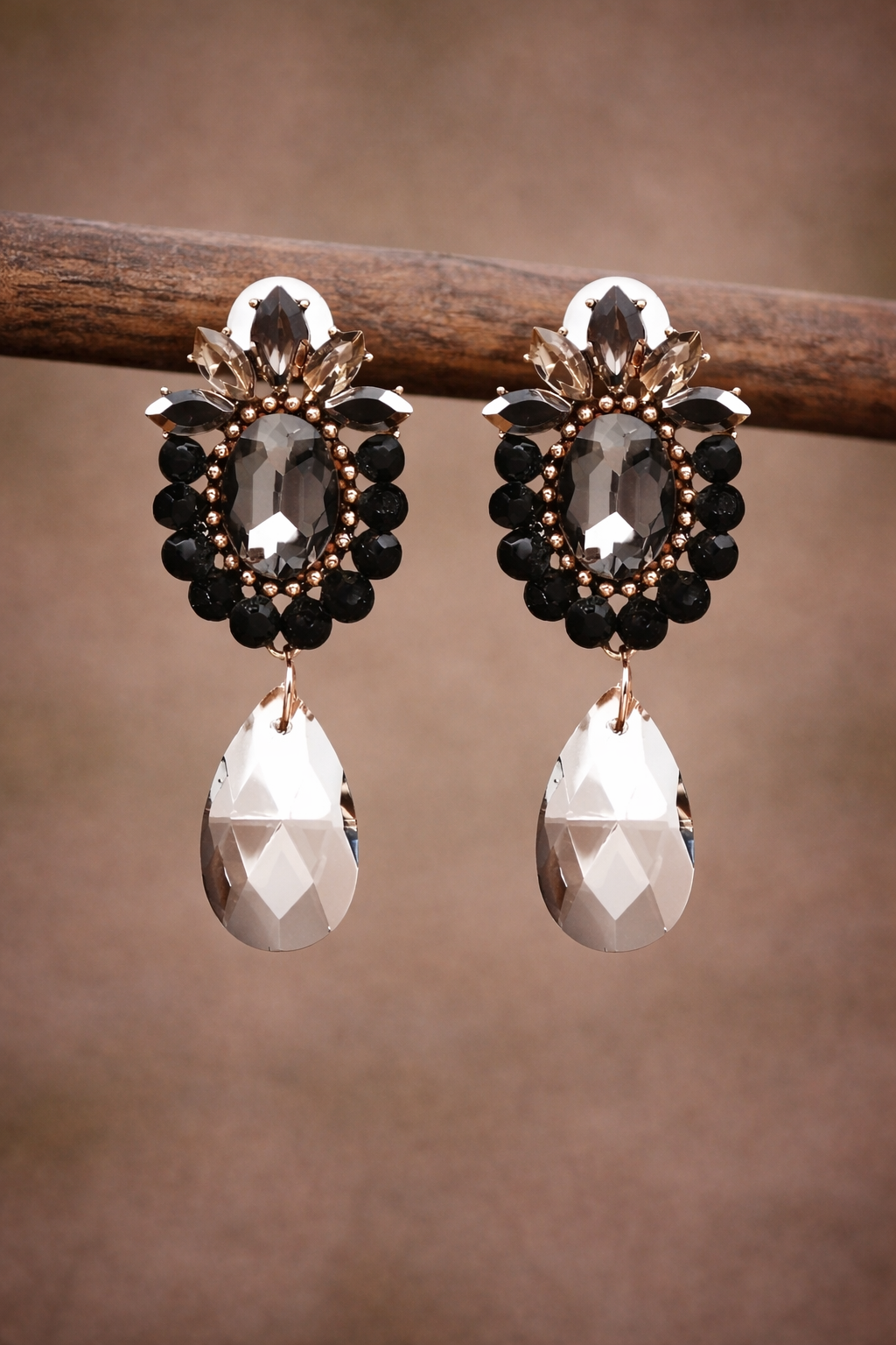 Pendientes Benalmádena negros