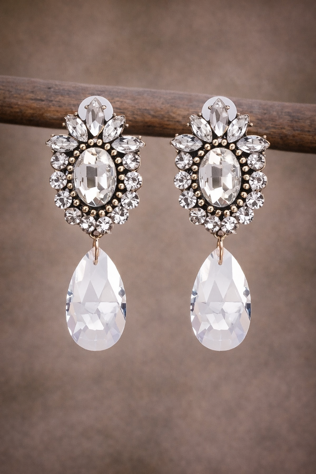 Pendientes Benalmádena blancos