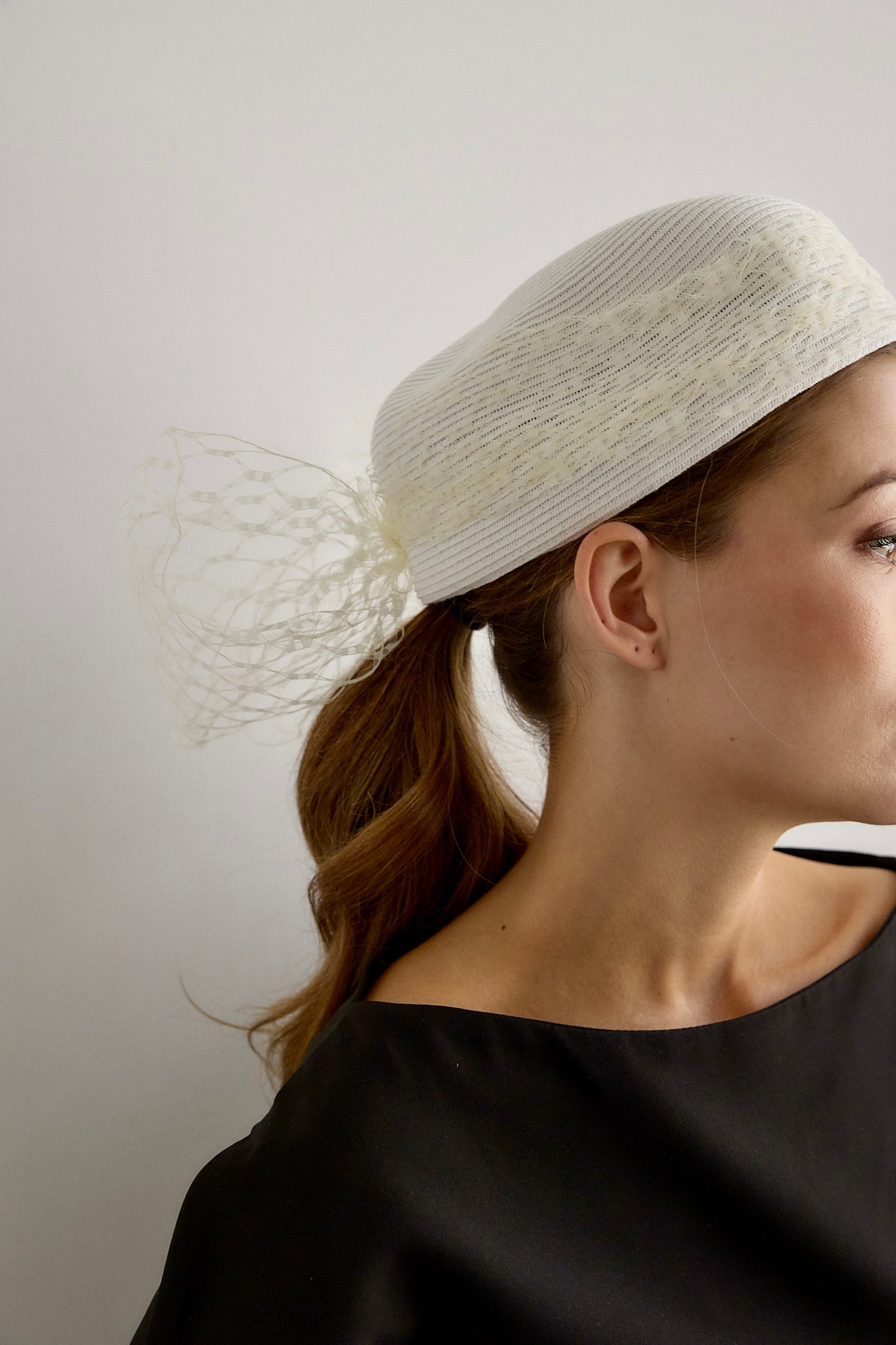 Casquete Castelia negro
