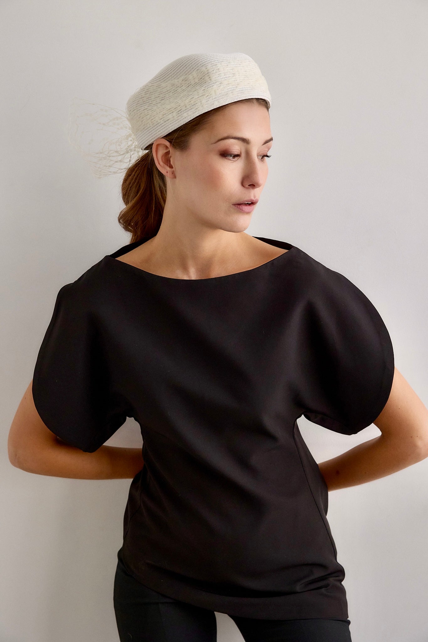 Casquete Castelia blanco