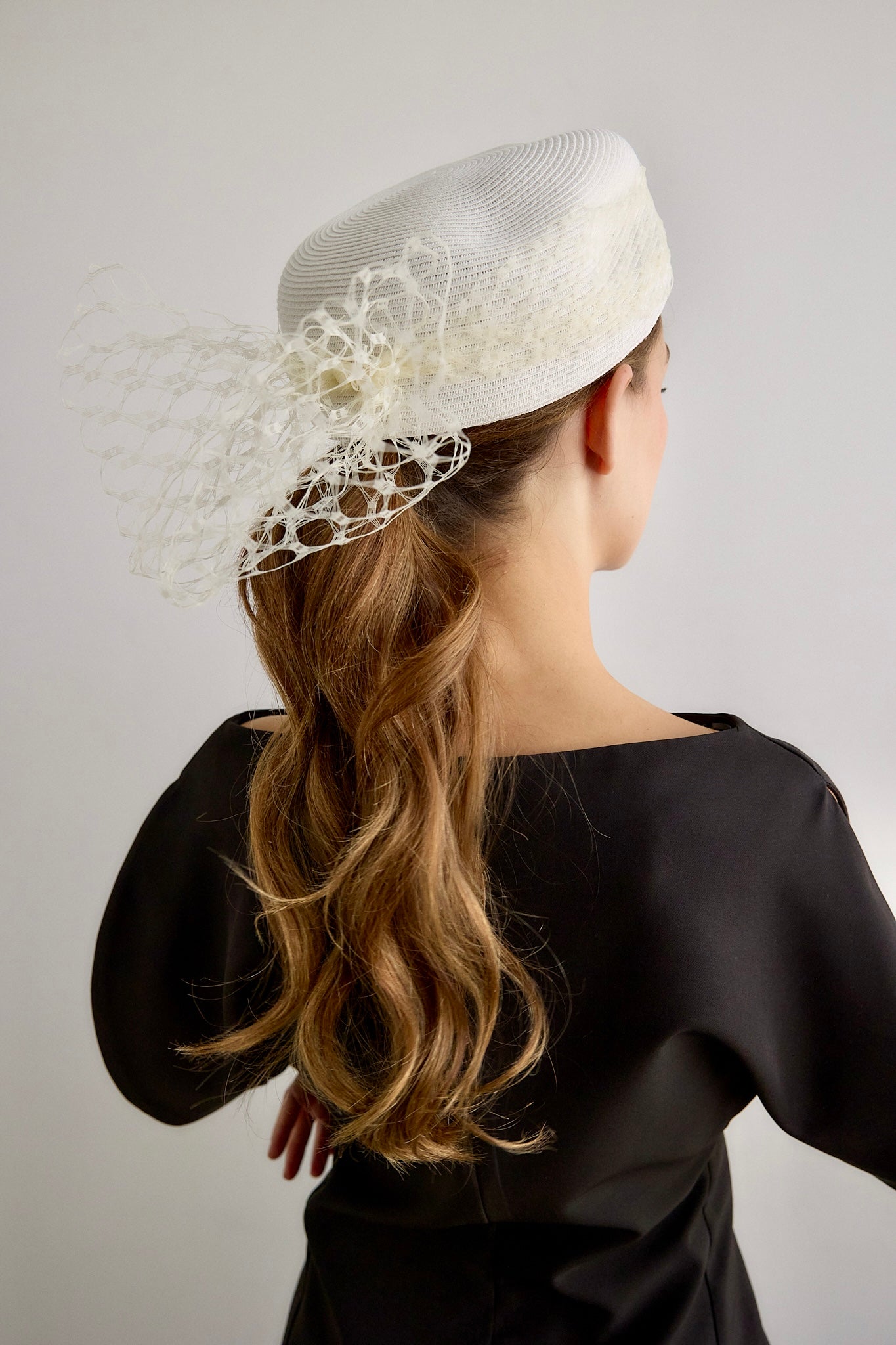 Casquete Castelia blanco