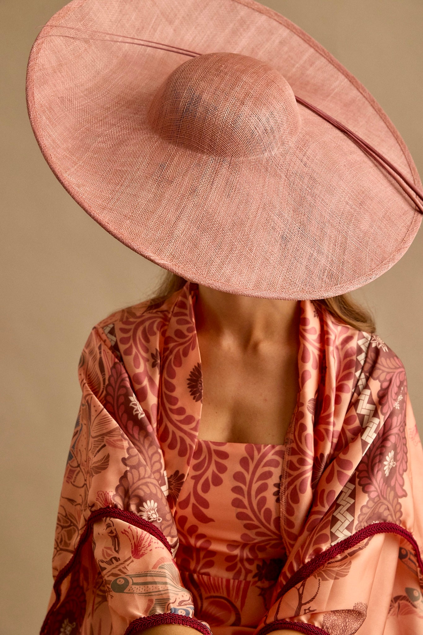 Pamela Chloe rosa con raquis