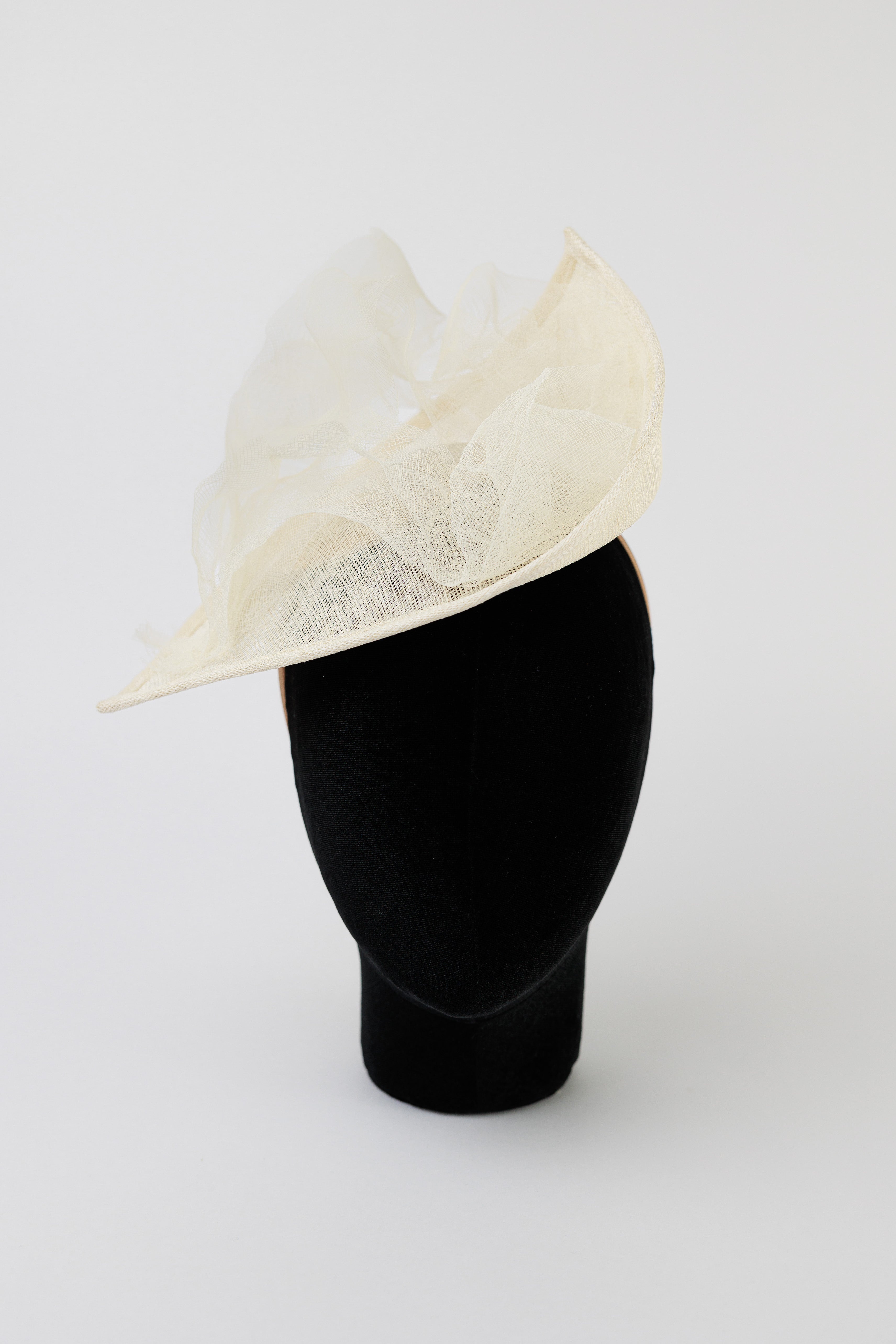 Tocado Brianda beige