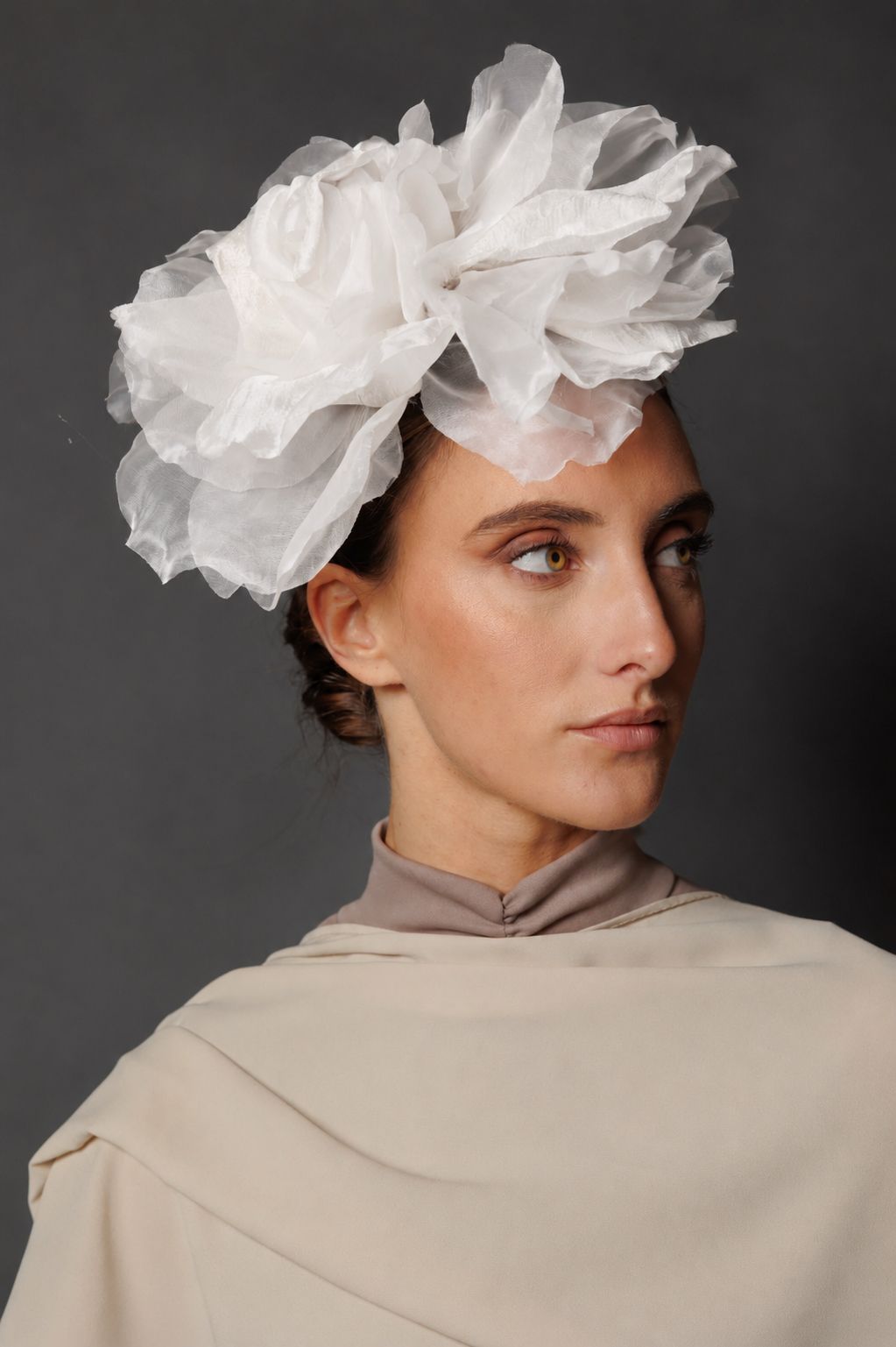 Raimunda baby blue headdress