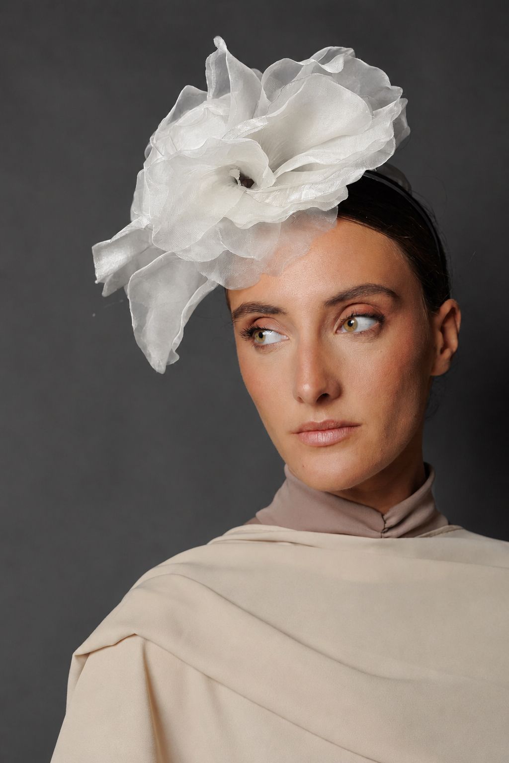 Raimunda baby blue headdress