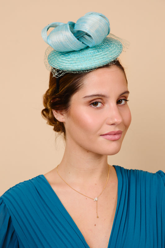 Tocado, sinamay, mini, azul, invitada, boda, Marcela & co