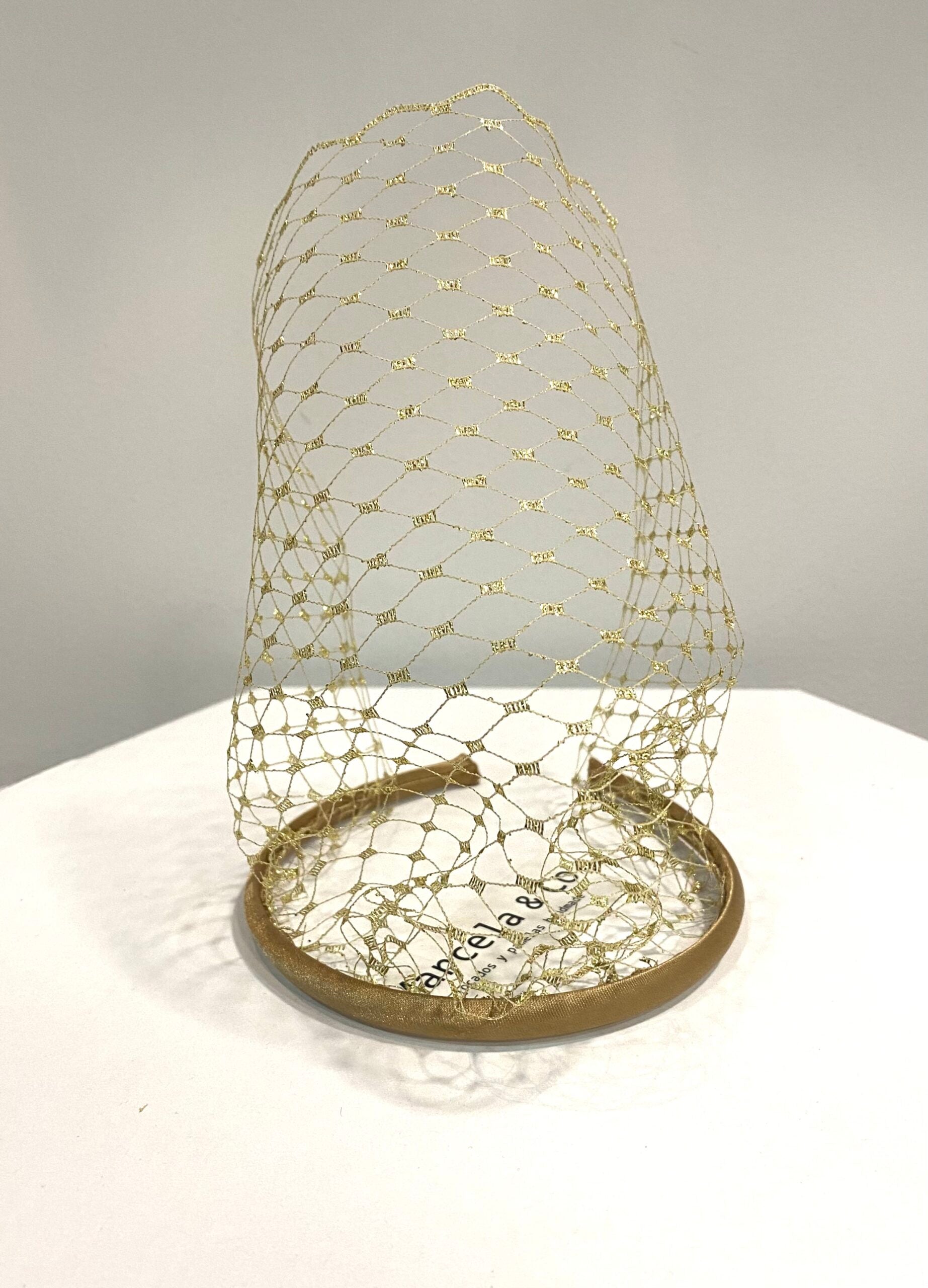 Diadema Carolina petite dorada