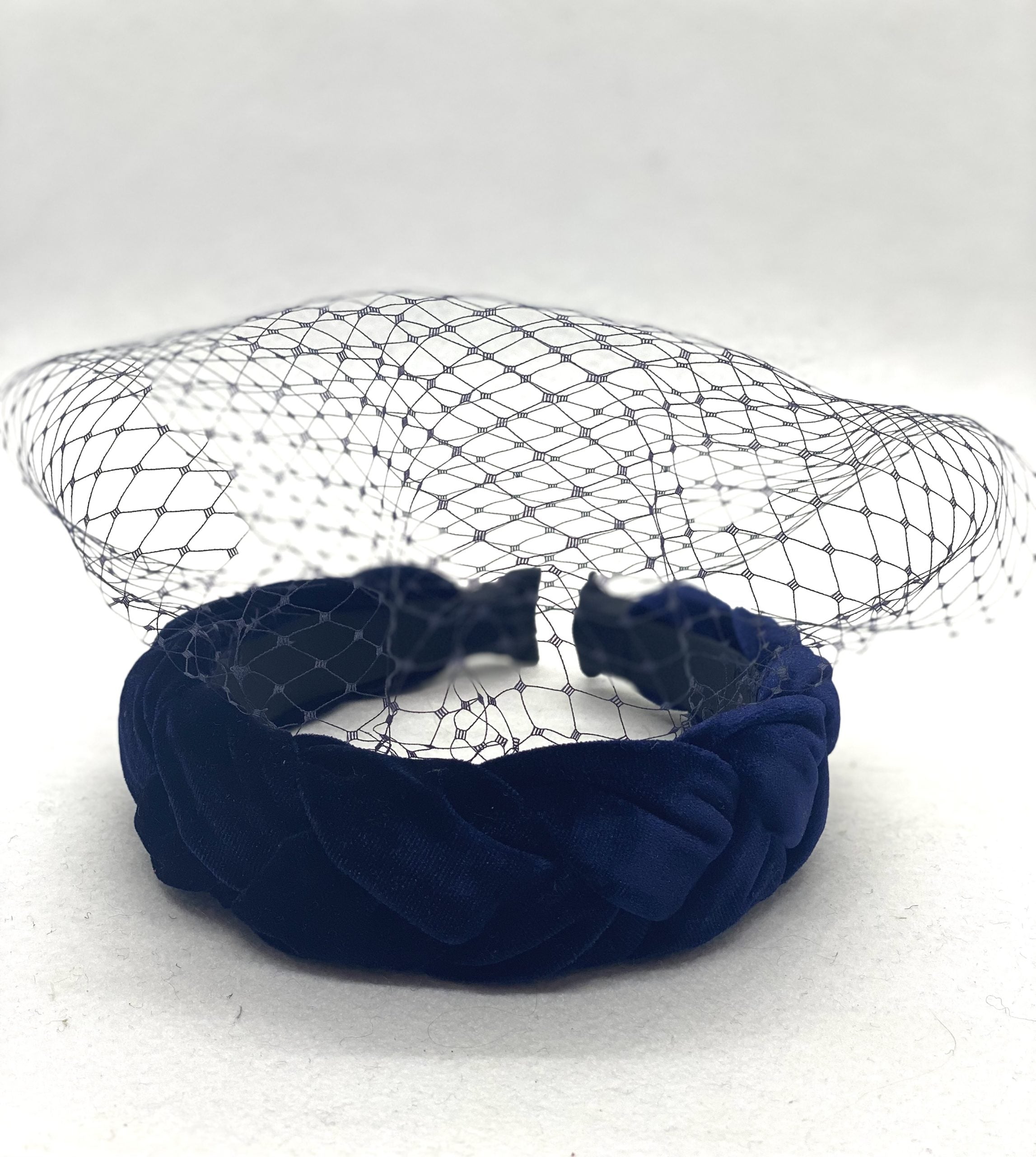 Diadema Infanta terciopelo marino