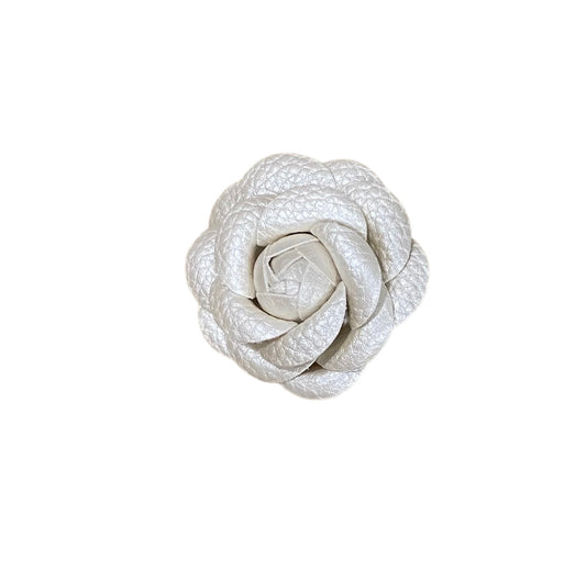 Camellia brooch silver